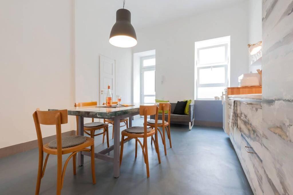 Modern Stylish 2 Bedroom Holiday Apartment Budapest Extérieur photo